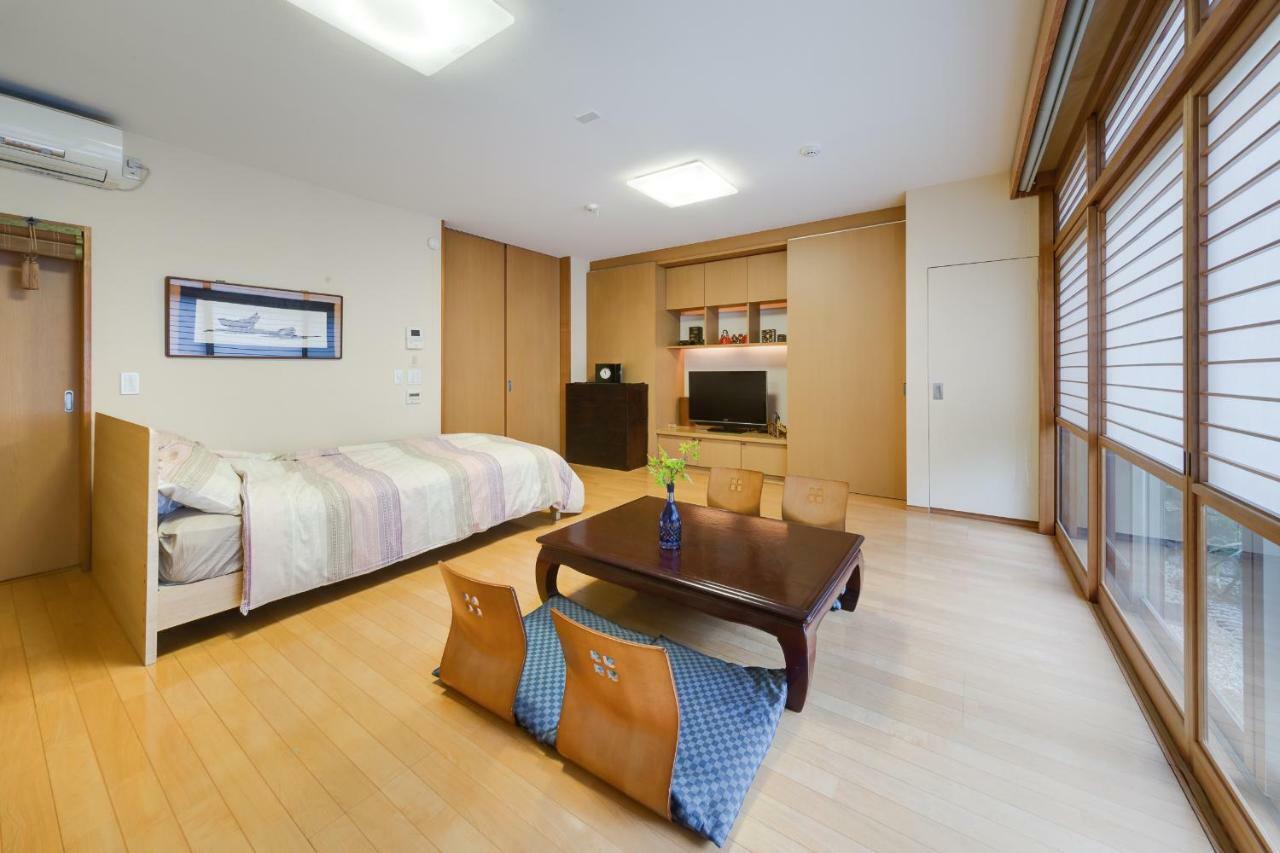 Апартаменти Shinjuku Garden House Токіо Екстер'єр фото