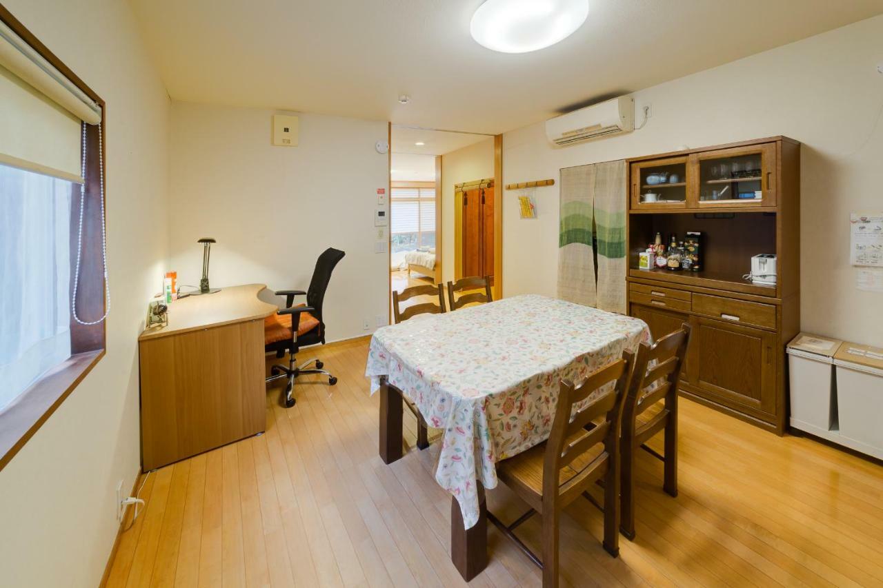 Апартаменти Shinjuku Garden House Токіо Екстер'єр фото